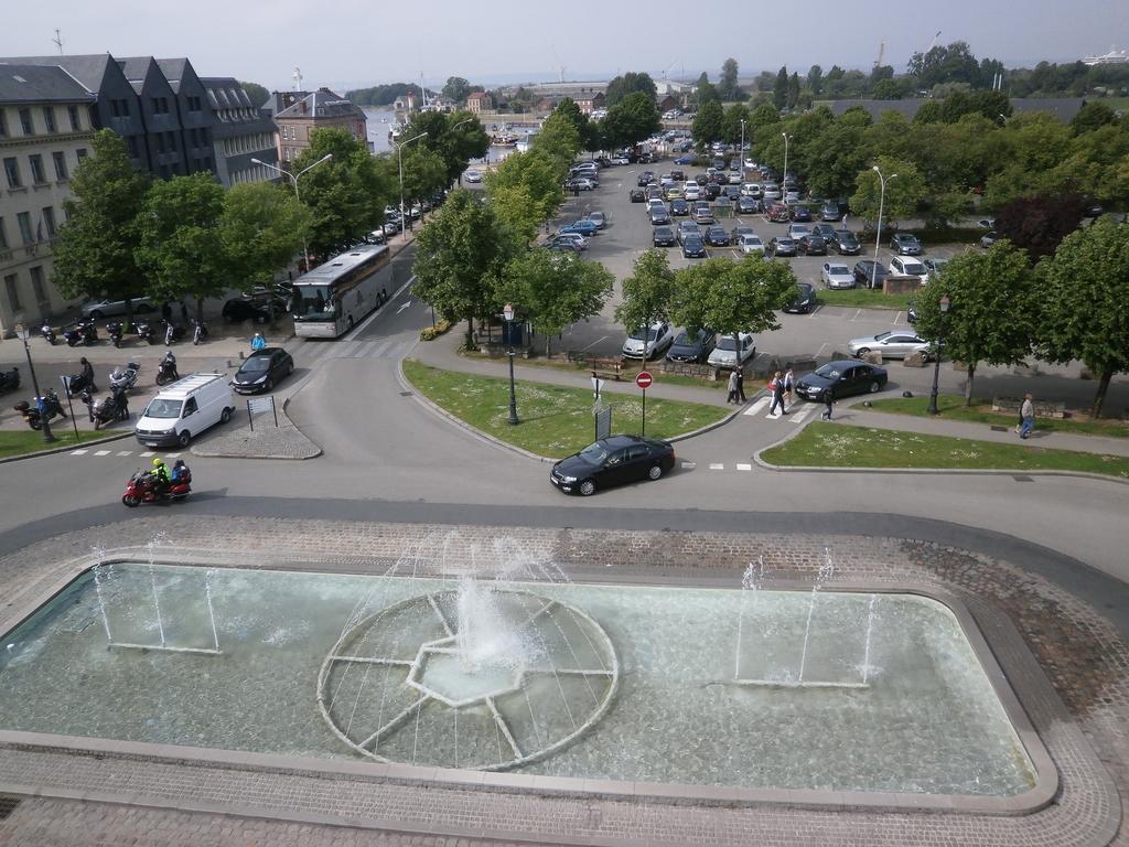 Escapade Au Coeur De Honfleur Avec Parking Prive Et Vue Panoramiqueアパートメント 部屋 写真